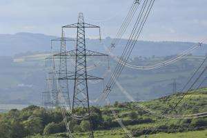 Reuters: Rusia atacă masiv infrastructura energetică a Ucrainei în prag de iarnă